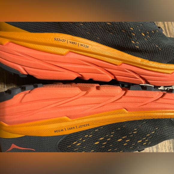 SOLD - Picture 4 of 9